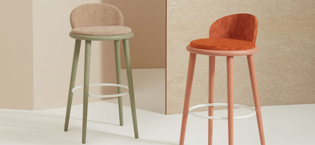 Veretta Stools