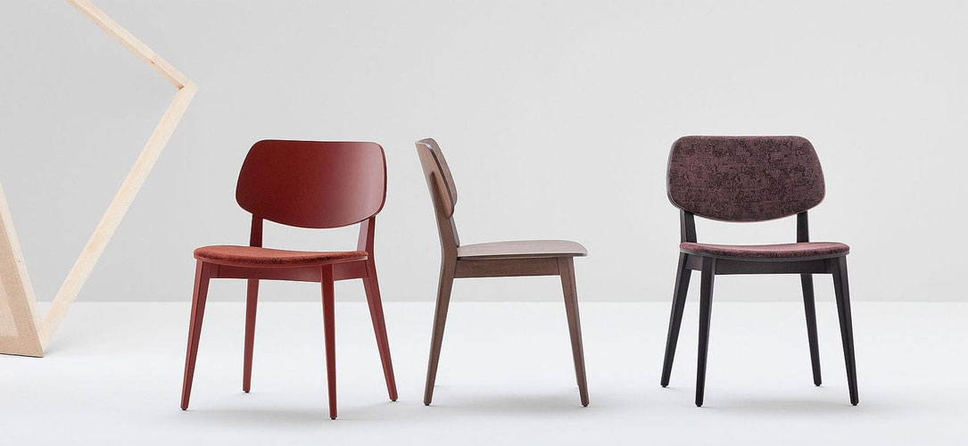 Doll Tusch Seating